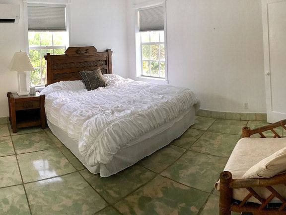 3rd image of 90 SE 5th Ave APT 8