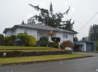 833 Barnhart St, Raymond, WA 98577
