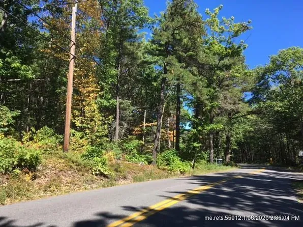 480 Shore Rd, Cape Neddick, ME 03902