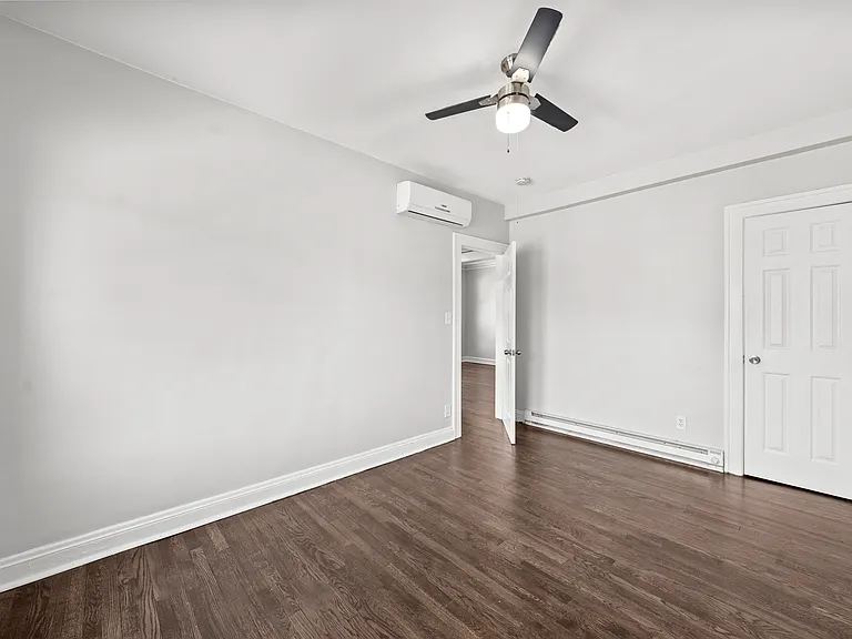 1385 Cranford Ave #10 — Photo 5