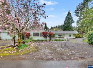 390 Salem Heights Ave S, Salem, OR