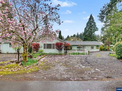 390 Salem Heights Ave S, Salem, OR, 97302