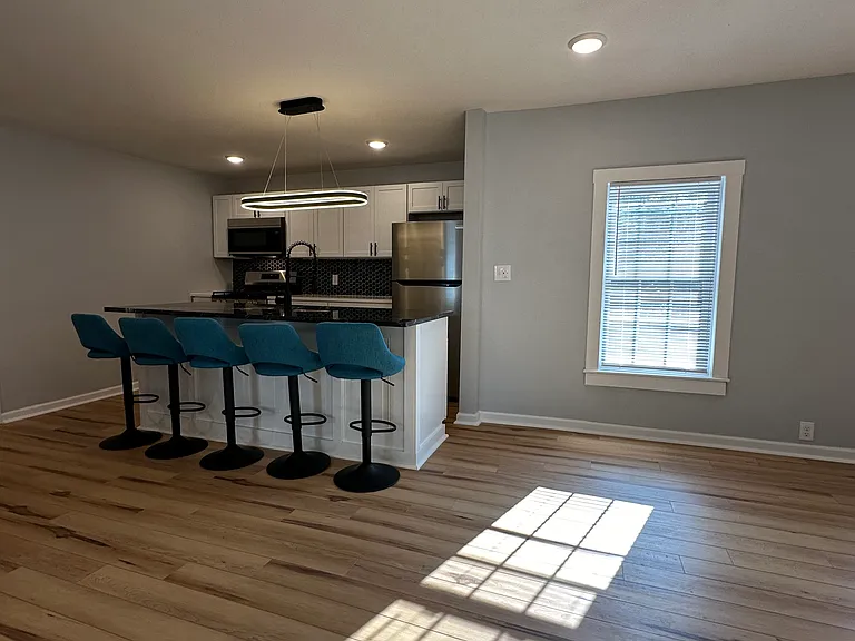408 E Laurel St #2 — Photo 22