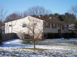 16504 Baederwood Ln, Derwood, MD 20855