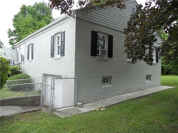 4th image of 101 Bellemoor St