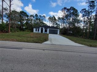 205 Columbus Blvd S, Lehigh Acres, FL 33974