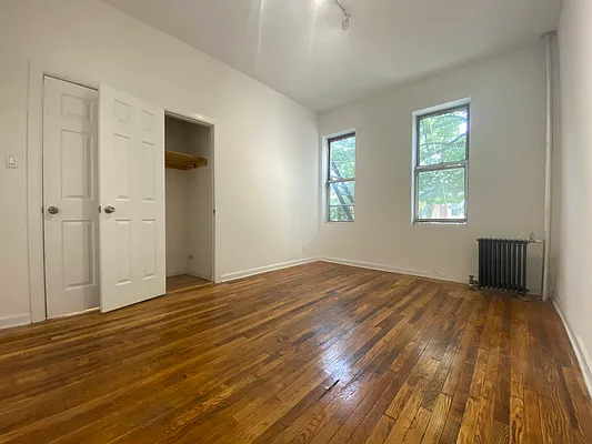 Rented by Lang Realty LLC | media 7
