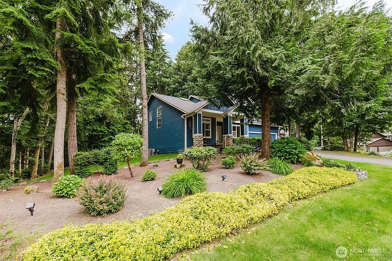 3rd image of 2053 NW Tregaten Lane