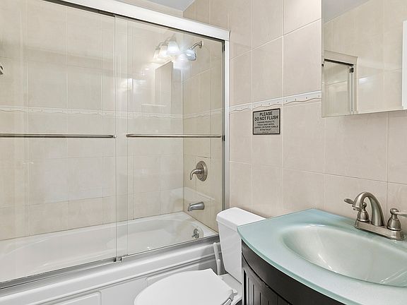 4th image of 305 W 123rd St APT 3