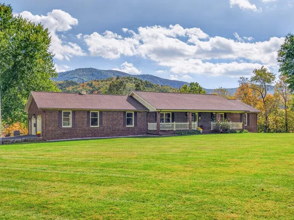 1748 Upper Craigs Creek Rd, Catawba, VA 24070