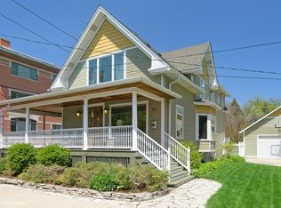 1112 Thomas St, Oak Park, IL 60302