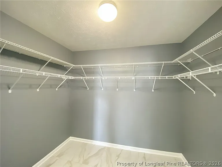 117 Scranton Ct — Photo 18