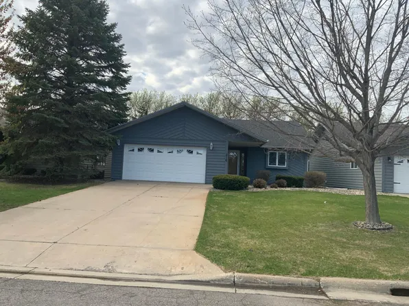 216 River Oaks Dr, Cold Spring, MN 56320