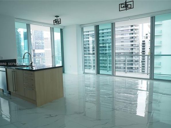 1111 SW 1st Ave APT 3320