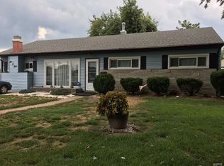 609 Devonshire Dr, Belleville, IL 62226