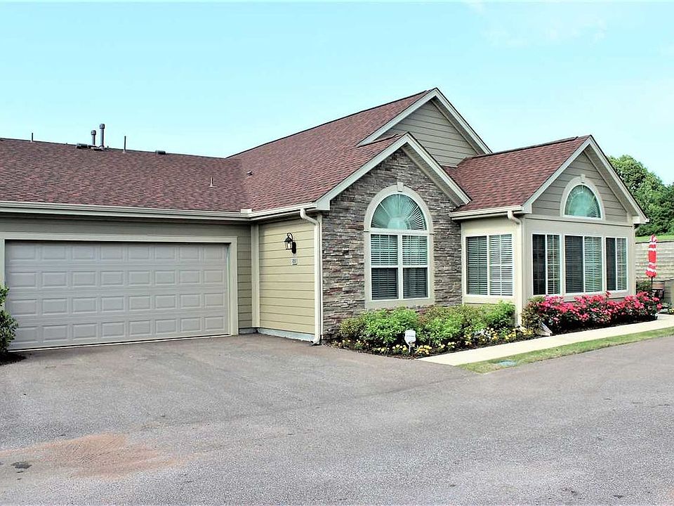 1st image of 1658 E Southfield Cir