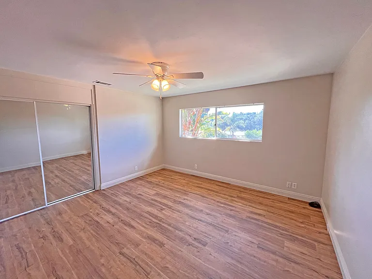 1626 York Dr — Photo 22