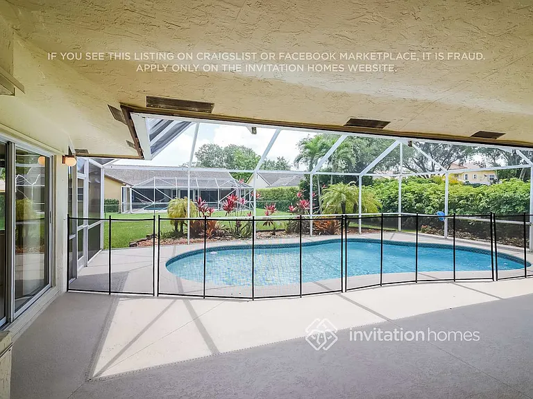 4645 NW 99th Ln — Photo 18