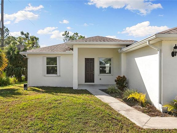 4th image of 3909 Everglades BLVD N