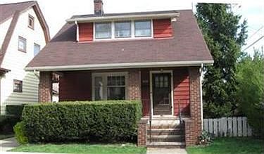 1st image of 14614 Leonard Ave