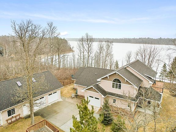 2nd image of 36805 Sunrise Ln