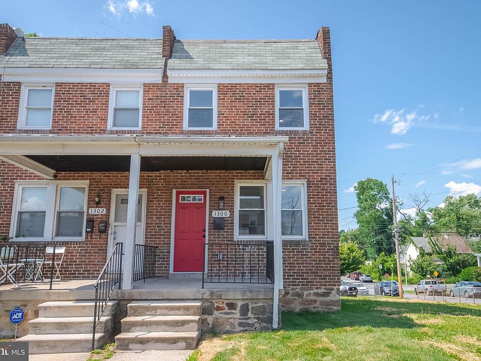 1st image of 1300 W 37th St