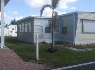 17 Arapaho Trl #227, Naples, FL 34113