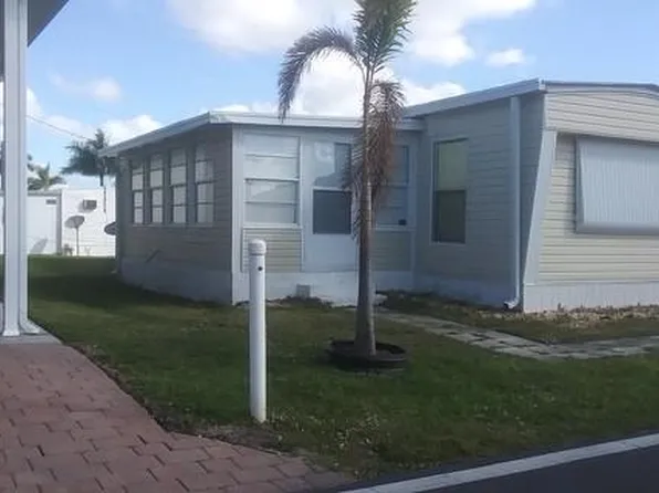 17 Arapaho TRL #227, NAPLES, FL 34113