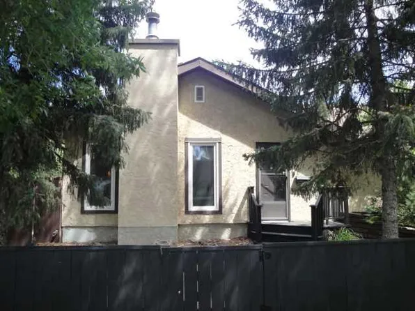 123 W 15th St N, Lethbridge, AB T1H 2X3