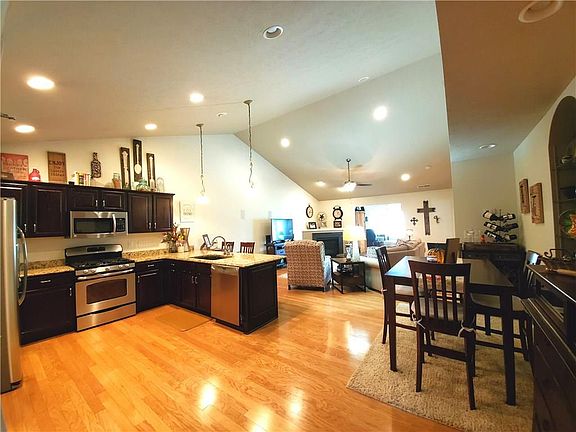 5th image of 5378 Buckingham Ln