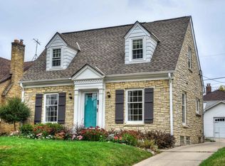 2508 N 69th St, Wauwatosa, WI 53213