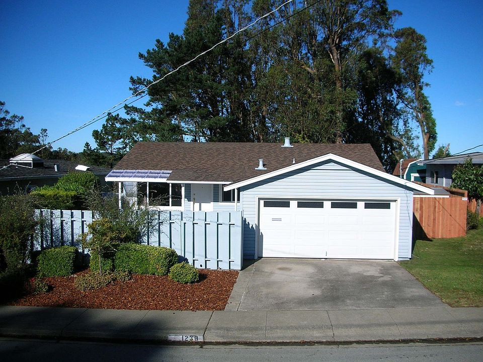 1st image of 1239 Crespi Dr