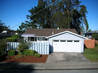 1239 Crespi Dr, Pacifica, CA 94044