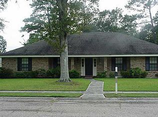 704 Rue Chalet, Hammond, LA 70403