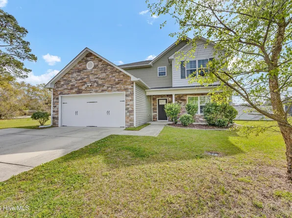 246 Fort Charles Drive NW, Supply, NC 28462