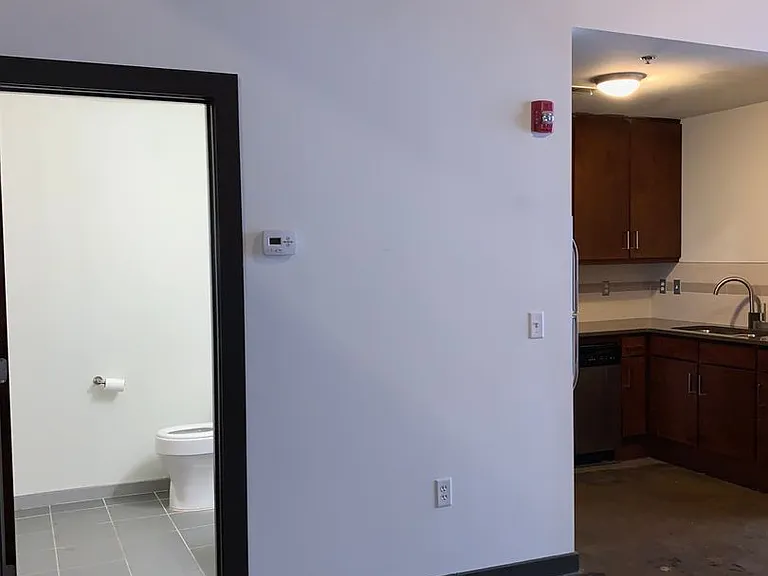 703 N Harrison Street 410 Hancock St — Photo 22