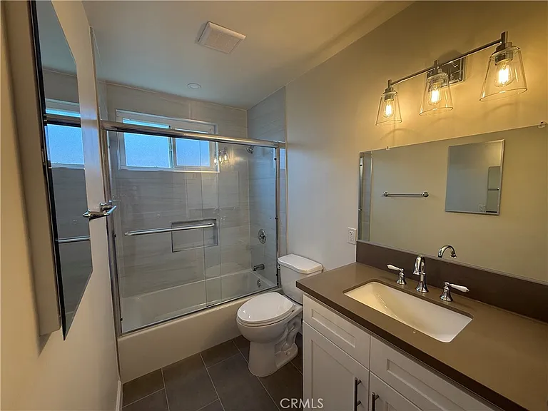 1420 Benito Ave #1 — Photo 8