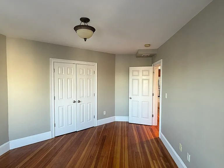 45 Houghton St #2 — Photo 8