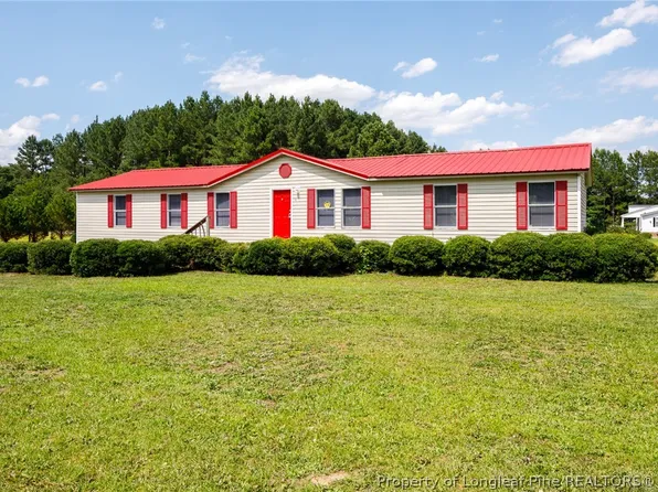 10 Chisholm Dr, Pembroke, NC 28372