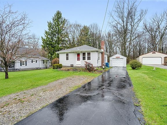 2nd image of 644 Goist Ln