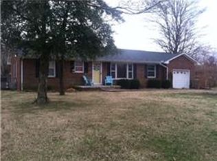 537 Academy Dr #1, Lawrenceburg, TN 38464