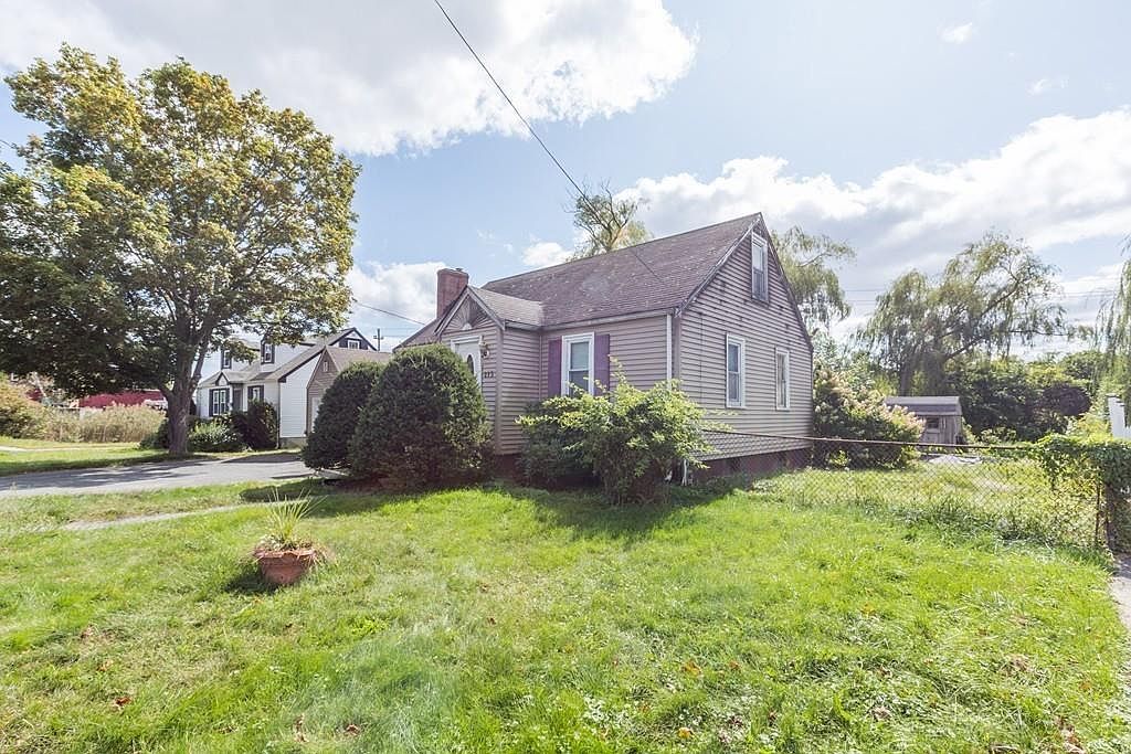 215 Hamilton St, Saugus, MA 01906 Zillow