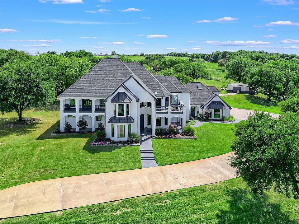 1st image of 166 Elm Hollow Ct