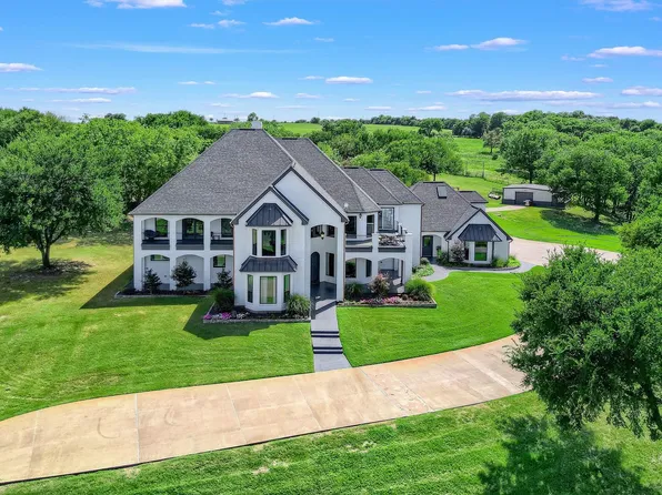 166 Elm Hollow Ct, Sherman, TX 75092