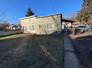 2110 3rd St, La Grande, OR 97850