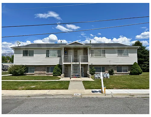 1526 N Trinnaman Ln Photo 1
