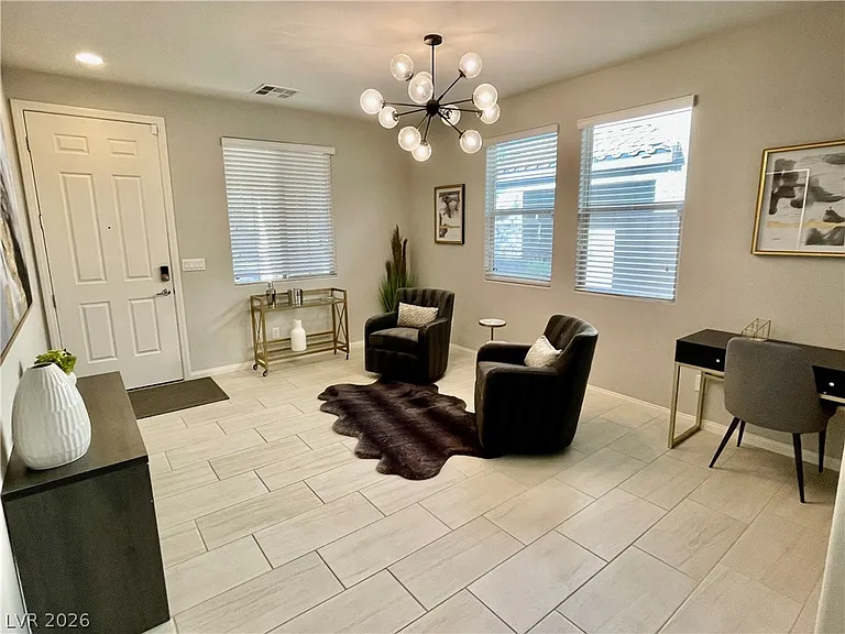 173 Elexese Ct — Photo 12