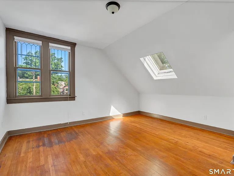 829 Orange St #3R — Photo 12