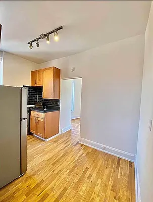 Rented by Waverly Realty Associates | media 14