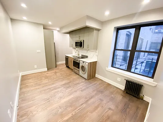 Rented by Premier One Realty LLC | media 1